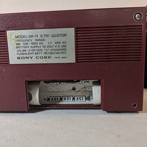 Sony 6R-11 9 Transistor Super Sensitive Radio Vintage Red TESTED WORKING Case - Picture 7 of 16